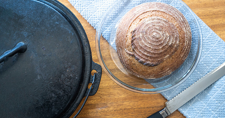 MRA_OUW_DutchOvenBread_BlogPhoto_20190201 image