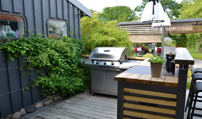 Outdoor Cooking Station