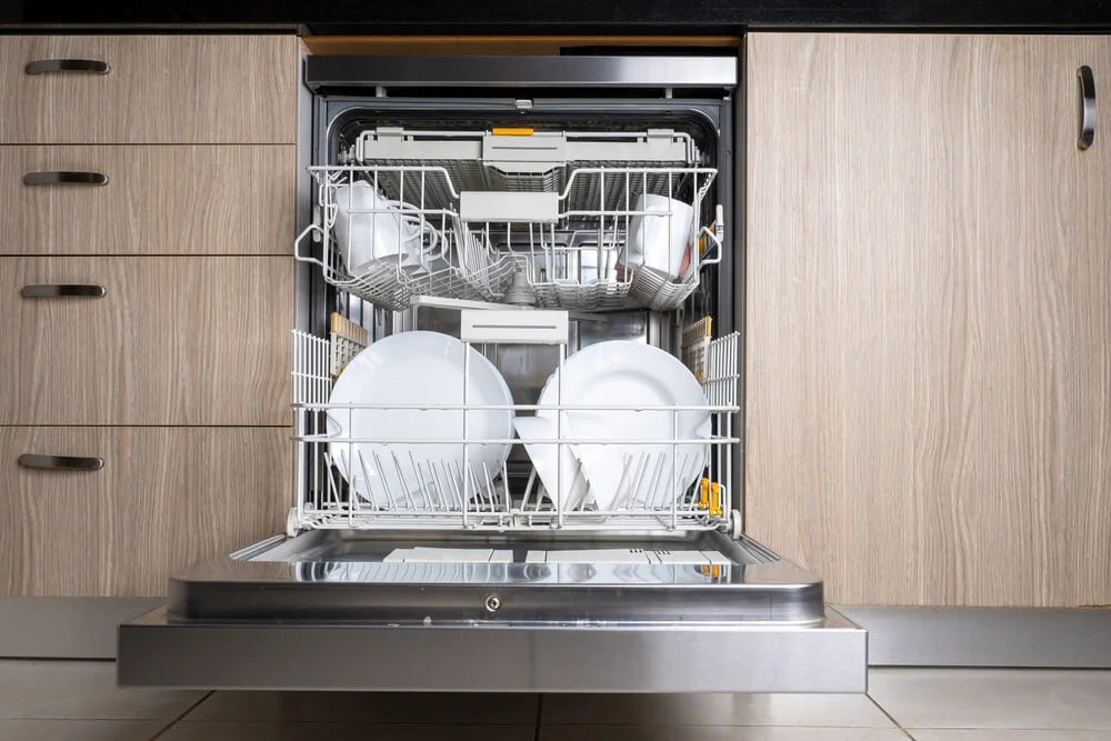 A dishwasher uses less water than washing dishes by hand - Reviewed